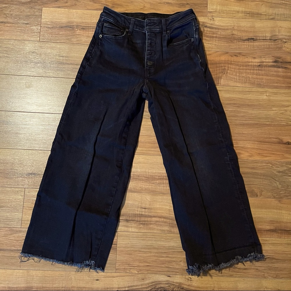 American Eagle Wide Leg Ankle Super Stretch Jeans